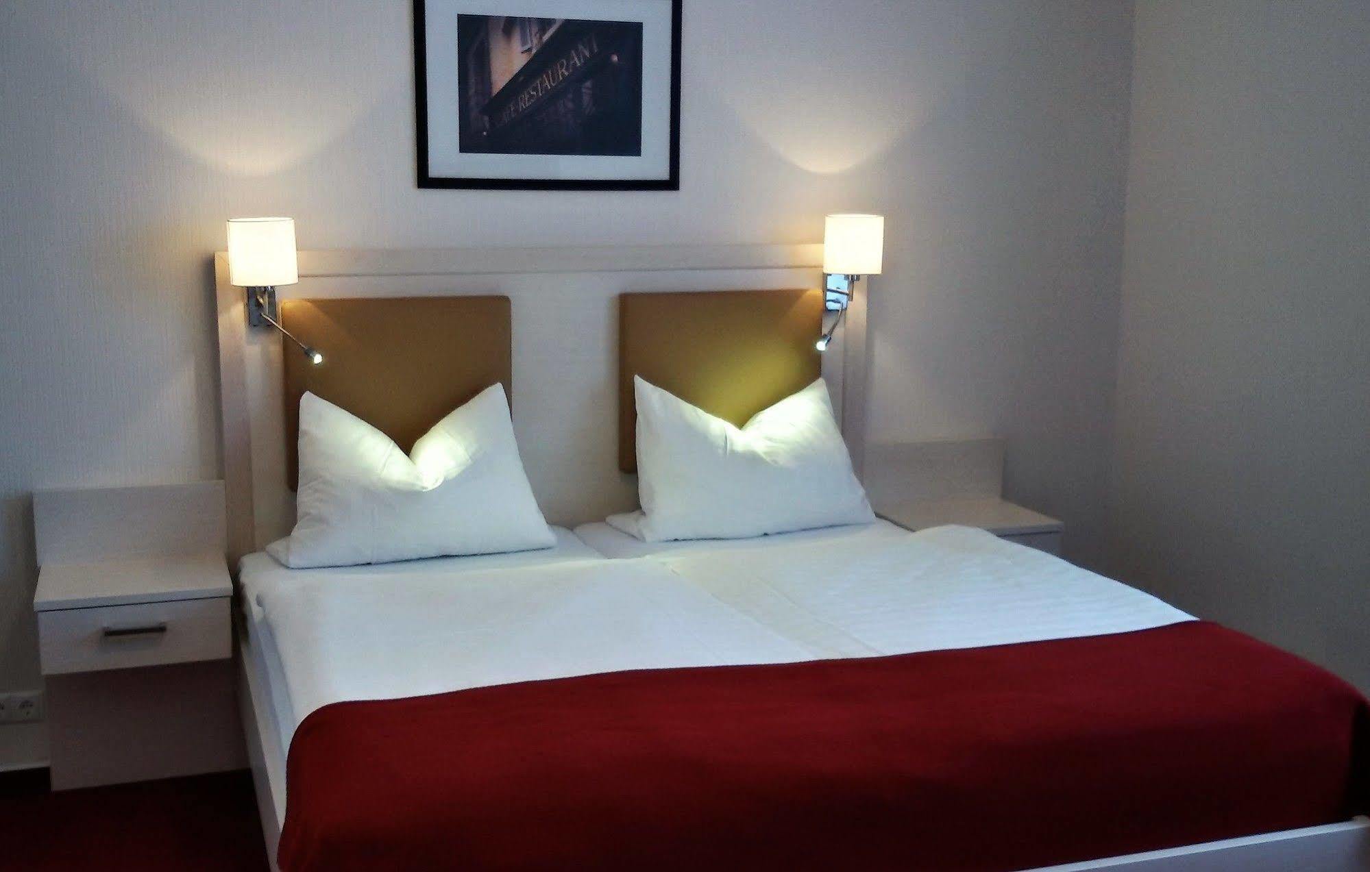 Hotel-Landgasthof Herzog Barssel  외부 사진