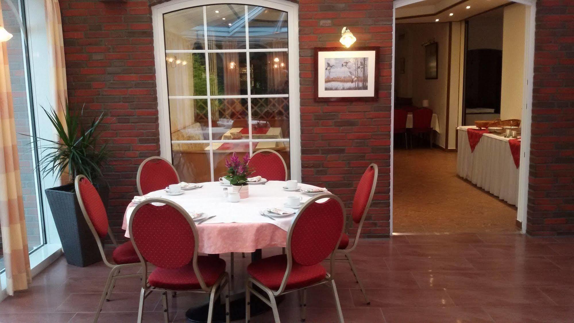 Hotel-Landgasthof Herzog Barssel  외부 사진